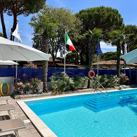 Apartmanhotel Blue E Lido delle Nazioni