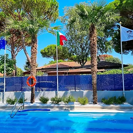Apart-hotel Blue E 4*